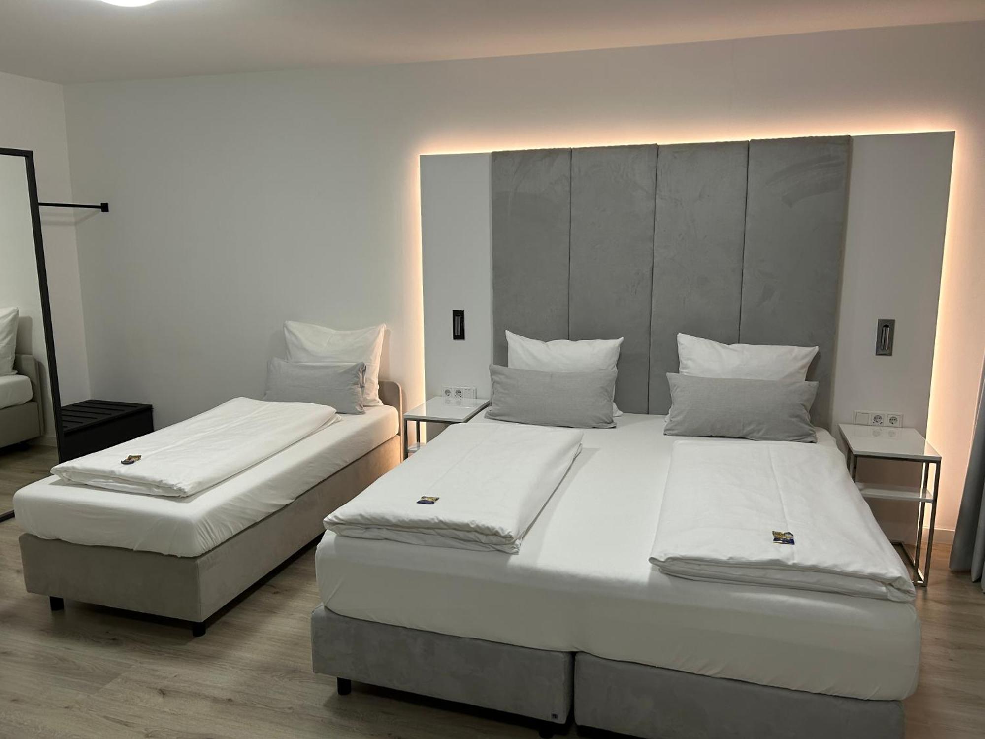 Zzzpace Smart-Hotel Bielefeld Zentrum Habitación foto